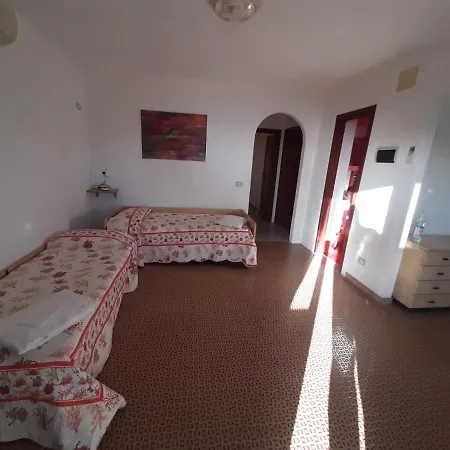 別荘 Mirella カポリーヴェリ